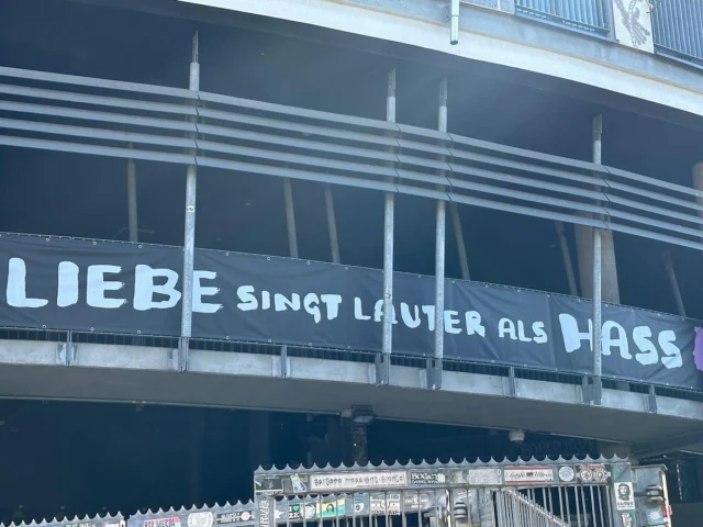 #kitatrompitas wieder unterwegs. Diesmal dürften wir das Stadion von #sanktpauli besuchen. Aber…Nur der HSV!!🤣🤣🤣!!!